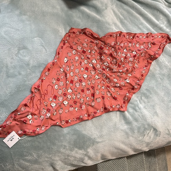 100% silk Coach floral scarf - Picture 2 of 6
